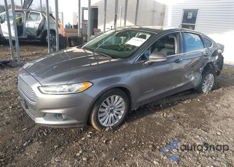 2013 Ford Fusion Se Hybrid z USA, uszkodzony, nr VIN 3FA6P0LUXDR174934